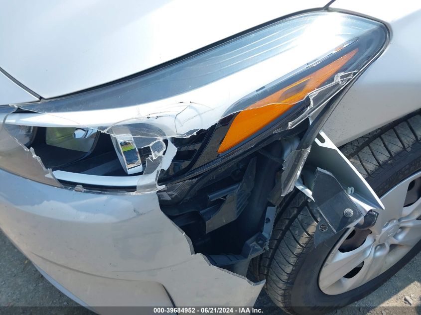 2017 Kia Forte Lx VIN: 3KPFK4A7XHE107079 Lot: 39684952