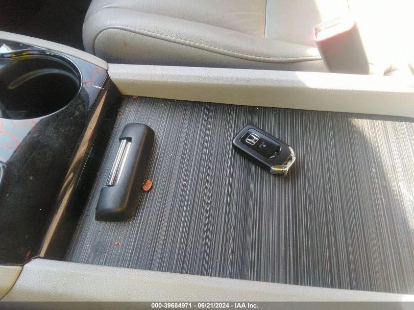 2016 Honda Pilot Touring VIN: 5FNYF6H91GB118822 Lot: 39684971