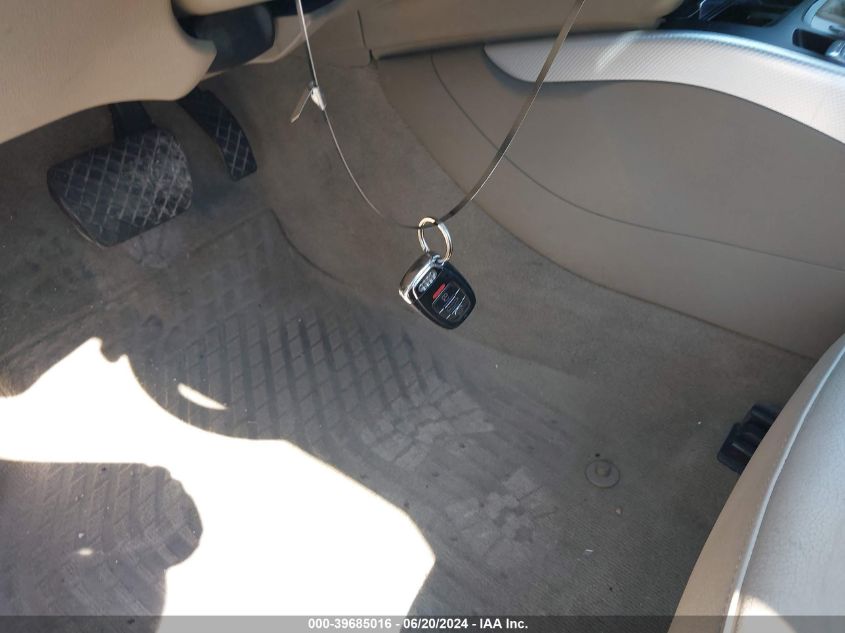 2010 Audi A4 2.0T Premium VIN: WAUBFAFL8AN052878 Lot: 39685016