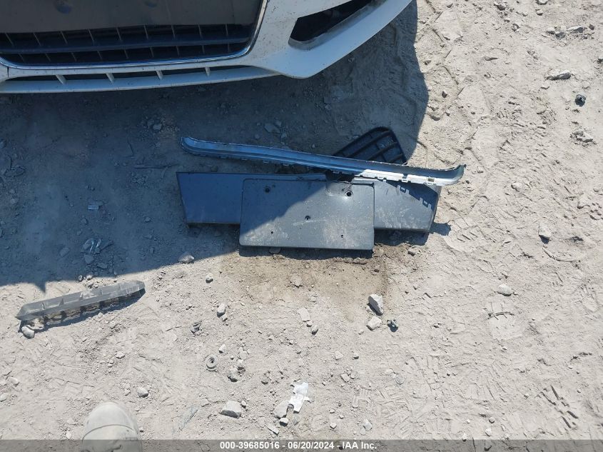 2010 Audi A4 2.0T Premium VIN: WAUBFAFL8AN052878 Lot: 39685016