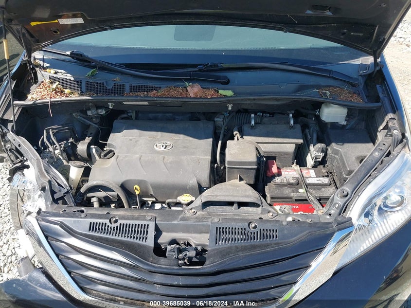 2011 Toyota Sienna Le VIN: 5TDJK3DC2BS026720 Lot: 39685039