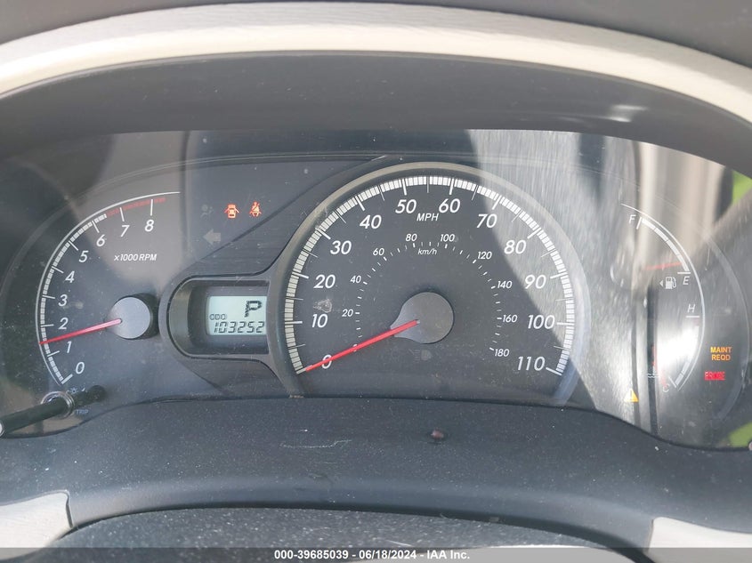 2011 Toyota Sienna Le VIN: 5TDJK3DC2BS026720 Lot: 39685039