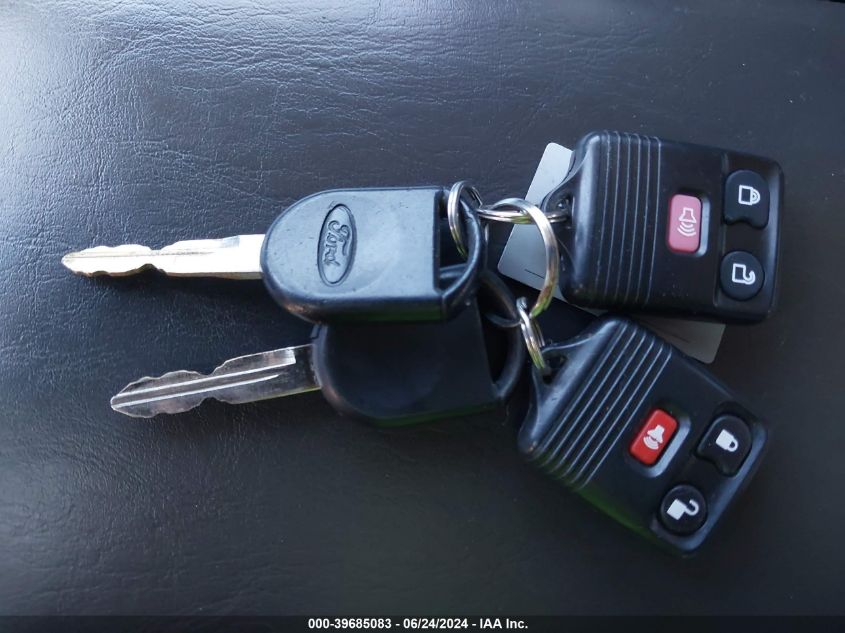 2006 Ford Escape Hybrid VIN: 1FMCU96H26KA08421 Lot: 39685083