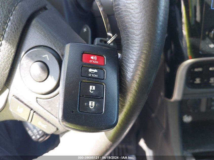 2017 Toyota Corolla Xse VIN: 2T1BURHE2HC943574 Lot: 39685121