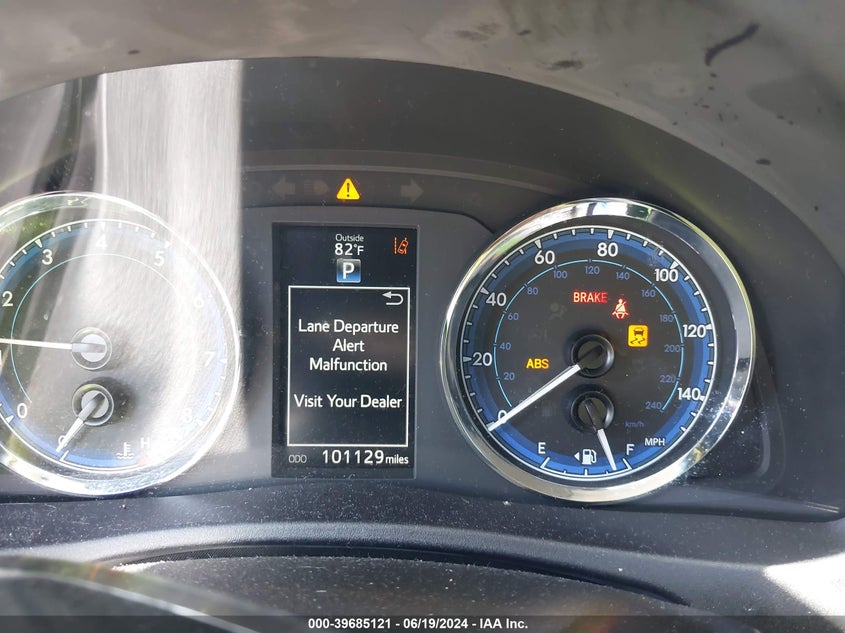 2017 Toyota Corolla Xse VIN: 2T1BURHE2HC943574 Lot: 39685121