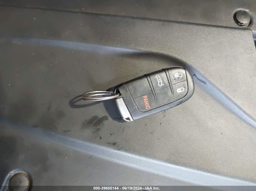 2015 Chrysler 200 Limited VIN: 1C3CCCAB2FN612383 Lot: 39685144