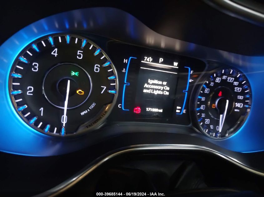 2015 Chrysler 200 Limited VIN: 1C3CCCAB2FN612383 Lot: 39685144