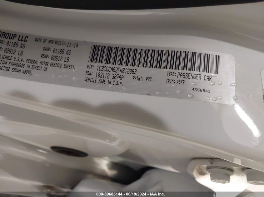 2015 Chrysler 200 Limited VIN: 1C3CCCAB2FN612383 Lot: 39685144