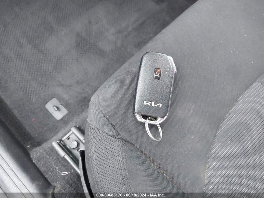 2022 Kia K5 Lxs VIN: 5XXG14J24NG085661 Lot: 39685176