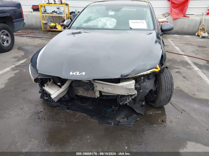 2022 Kia K5 Lxs VIN: 5XXG14J24NG085661 Lot: 39685176