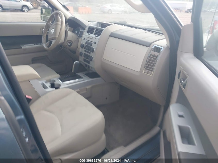 2011 Mercury Mariner VIN: 4M2CN8B71BKJ05526 Lot: 39685270