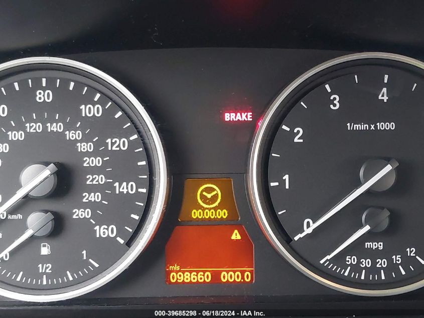 2008 BMW 528I VIN: WBANU535X8CT18522 Lot: 39685298