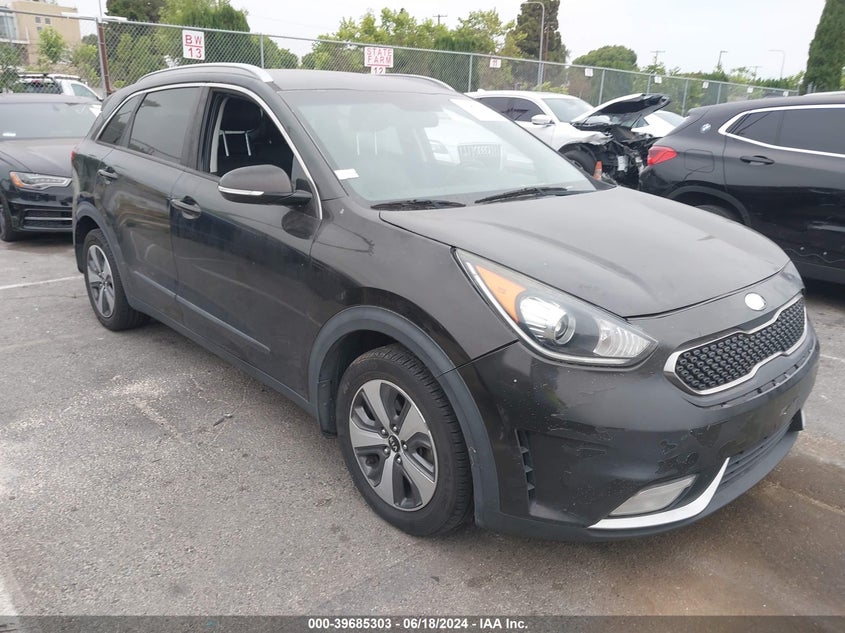 2018 Kia Niro Ex VIN: KNDCC3LC0J5174411 Lot: 39685303