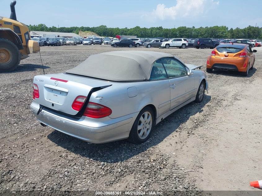 2001 Mercedes-Benz Clk 320 VIN: WDBLK65G51T083892 Lot: 39685361