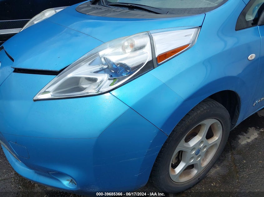 2011 Nissan Leaf Sl VIN: JN1AZ0CP4BT005323 Lot: 39685366
