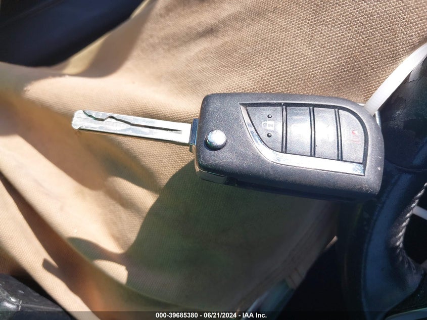 2020 TOYOTA COROLLA SE - JTDS4RCEXLJ041338