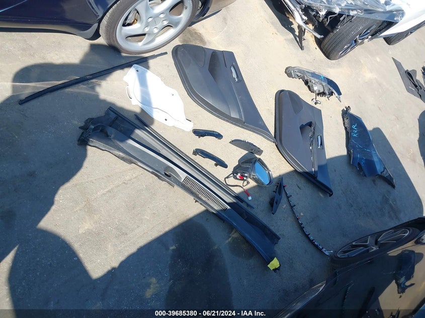 2020 TOYOTA COROLLA SE - JTDS4RCEXLJ041338