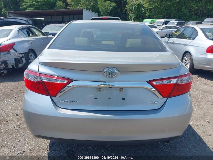 2015 Toyota Camry Le/Xle/Se/Xse VIN: 4T1BF1FK6FU107850 Lot: 39685390