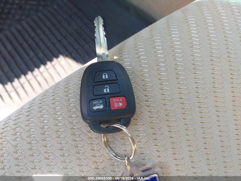 2015 Toyota Camry Le/Xle/Se/Xse VIN: 4T1BF1FK6FU107850 Lot: 39685390