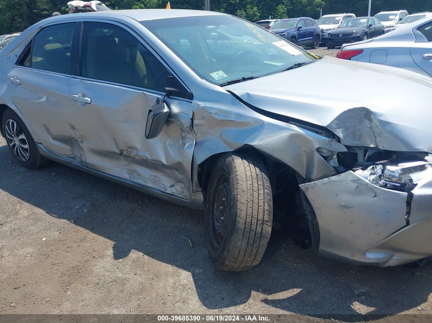 2015 Toyota Camry Le/Xle/Se/Xse VIN: 4T1BF1FK6FU107850 Lot: 39685390