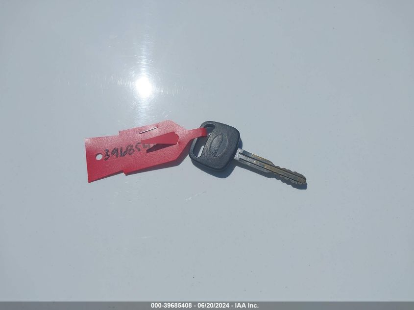 2006 Toyota Highlander V6 VIN: JTEDP21A860111111 Lot: 39685408