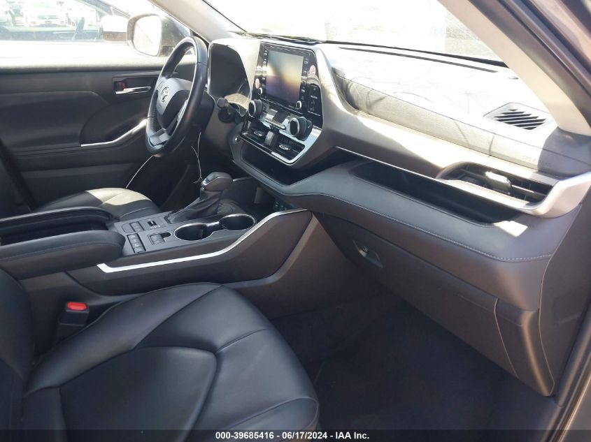 2022 TOYOTA HIGHLANDER VIN: 5TDGZRBH9NS565668