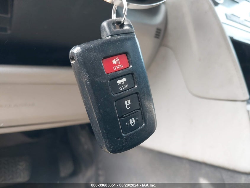 2013 Toyota Camry Hybrid Le VIN: 4T1BD1FK4DU074284 Lot: 39685651