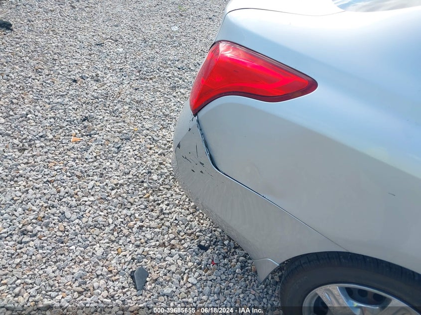 2012 Nissan Versa 1.6 S VIN: 3N1CN7AP8CL857468 Lot: 39685655