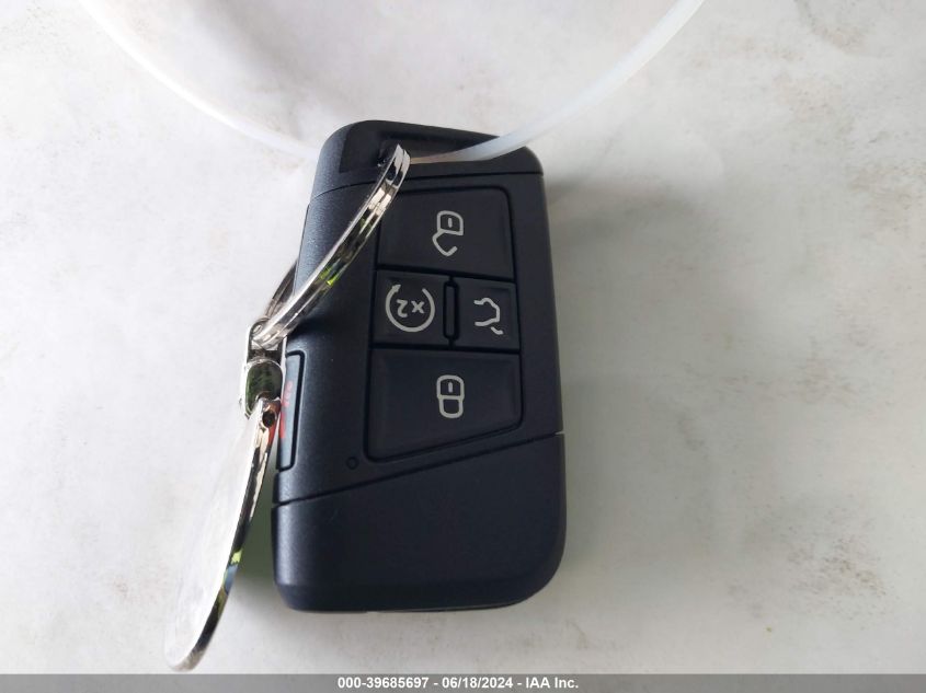 2023 Volkswagen Atlas Cross Sport 3.6L V6 Se W/Technology VIN: 1V2JE2CA3PC214333 Lot: 39685697