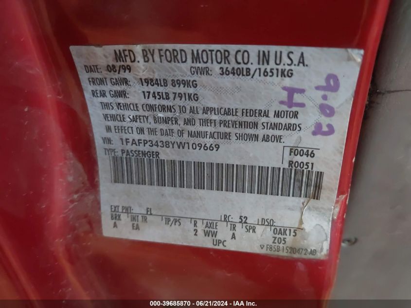 2000 Ford Focus Se/Se Sport VIN: 1FAFP3438YW109669 Lot: 39685870