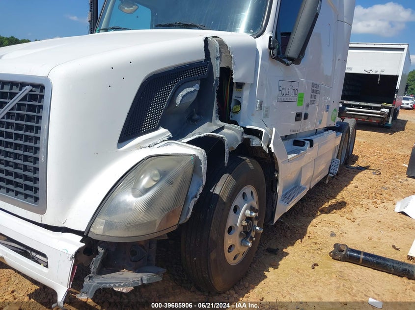 2014 Volvo Vn Vnl VIN: 4V4NC9EH9EN153068 Lot: 39685906