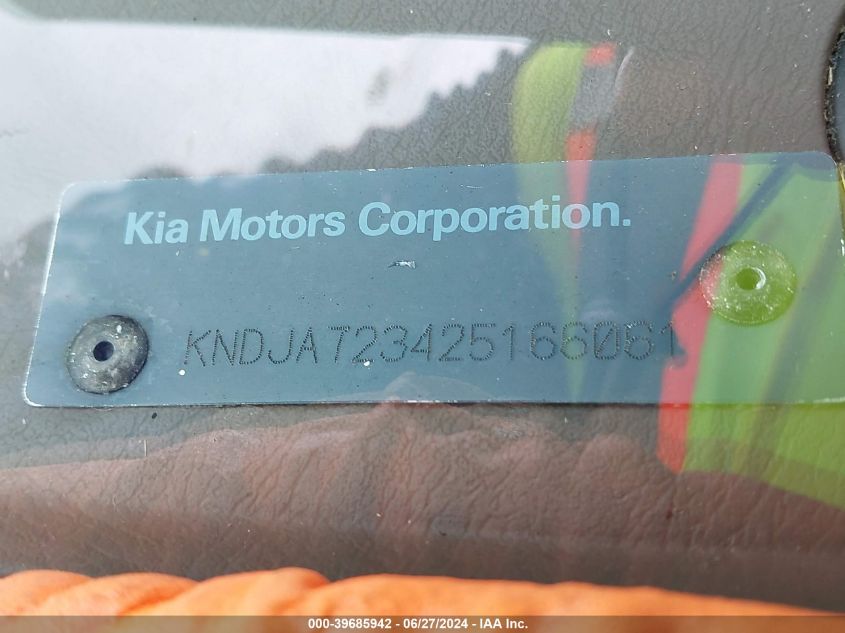 2002 Kia Sportage VIN: KNDJA723425166061 Lot: 39685942