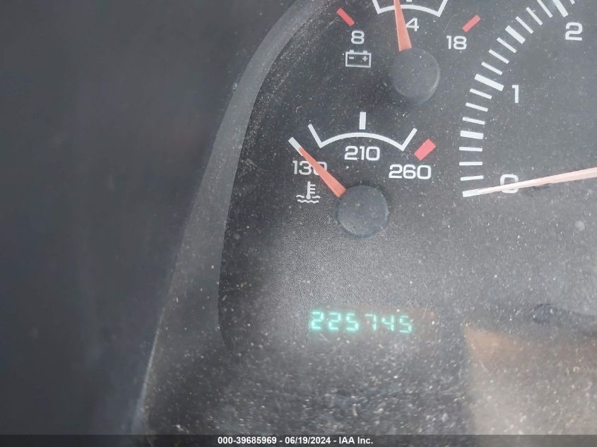 2000 Dodge Ram 1500 VIN: 1B7HF13Y5YJ132458 Lot: 39685969