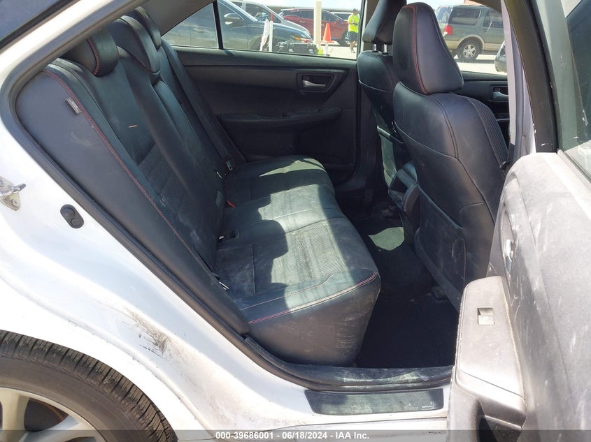 2016 Toyota Camry Se VIN: 4T1BF1FK5GU532588 Lot: 39686001