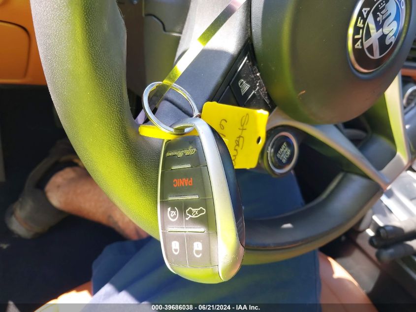 2017 Alfa Romeo Giulia Rwd VIN: ZARFAEBN9H7536645 Lot: 39686038