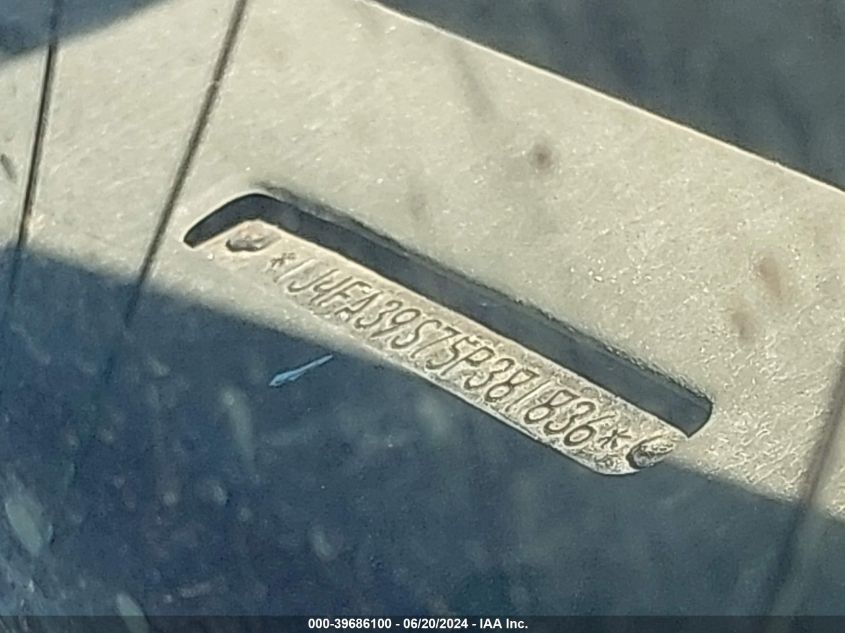 2005 Jeep Wrangler X VIN: 1J4FA39S75P381836 Lot: 39686100