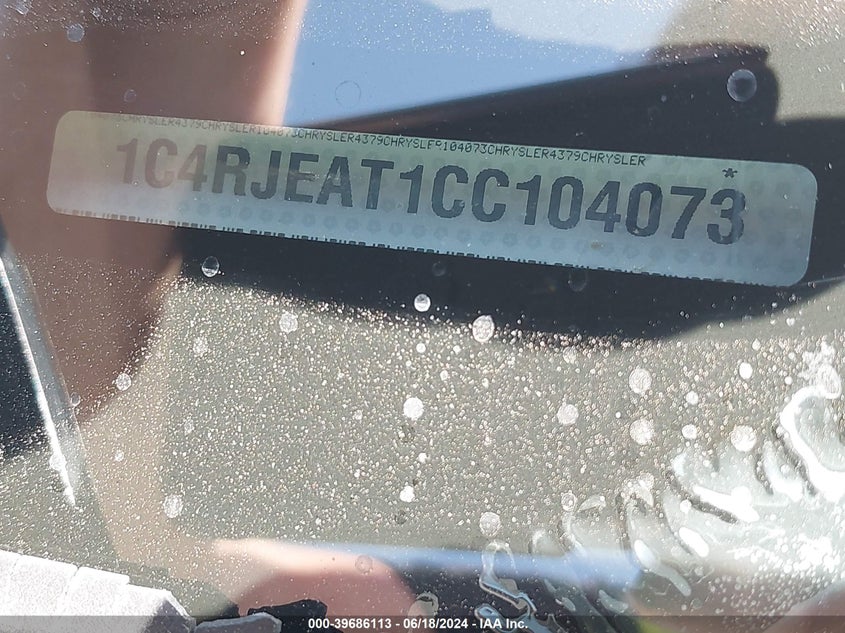 2012 Jeep Grand Cherokee Laredo VIN: 1C4RJEAT1CC104073 Lot: 39686113