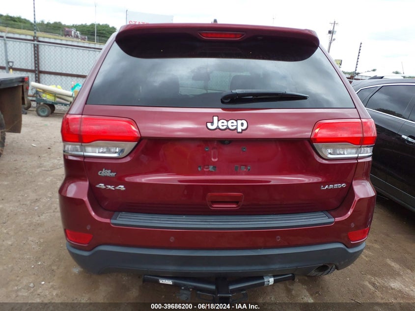 2018 Jeep Grand Cherokee Laredo 4X4 VIN: 1C4RJFAG1JC308765 Lot: 39686200