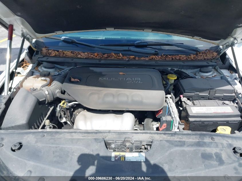 2016 Chrysler 200 Limited VIN: 1C3CCCAB9GN159820 Lot: 39686230