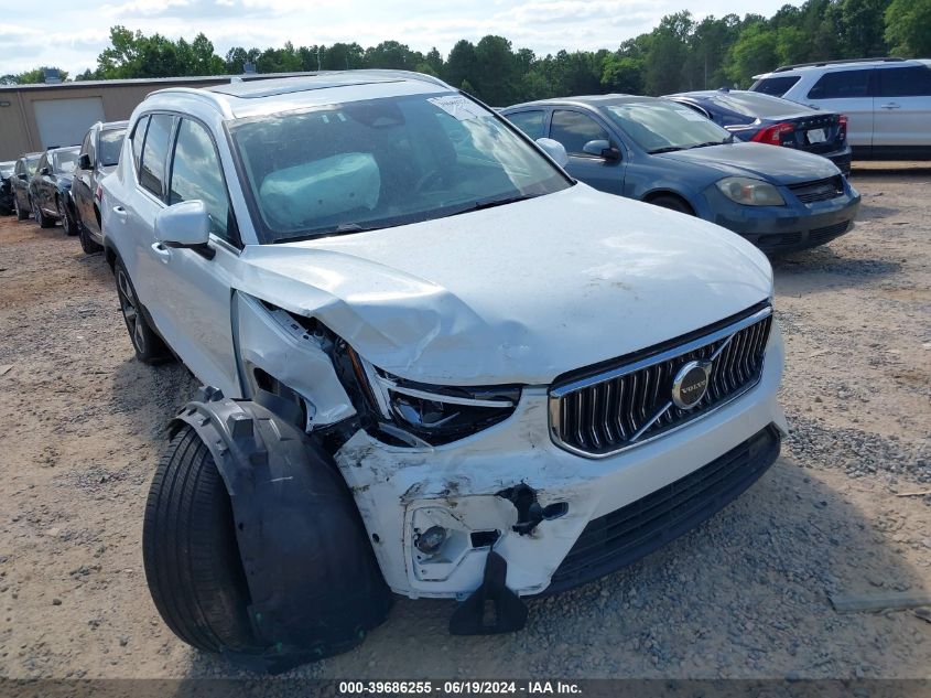 2023 Volvo Xc40 Plus VIN: YV4L12UNXP2975855 Lot: 39686255