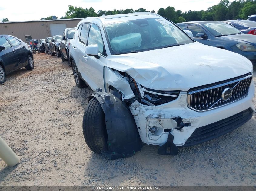 2023 Volvo Xc40 Plus VIN: YV4L12UNXP2975855 Lot: 39686255