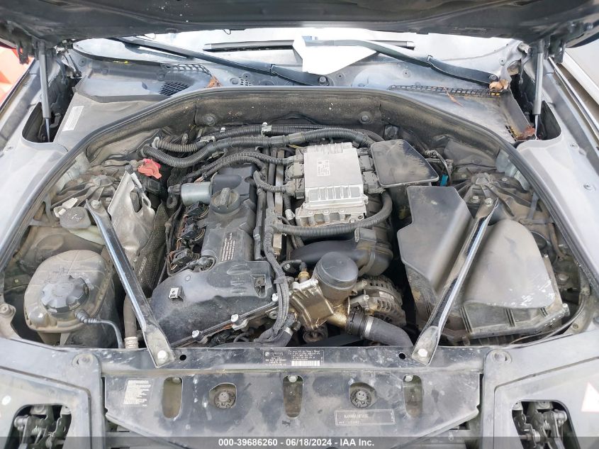 2011 BMW 528I VIN: WBAFR1C5XBC748492 Lot: 39686260