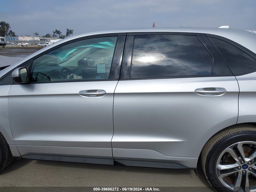 2015 Ford Edge Sport VIN: 2FMTK3AP5FBC26798 Lot: 39686272