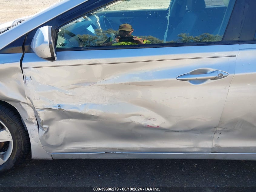 2012 Hyundai Elantra Gls (Ulsan Plant) VIN: KMHDH4AE3CU240924 Lot: 39686279