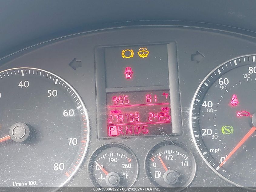 2008 Volkswagen Jetta Se/Sel VIN: 3VWRZ71K58M037587 Lot: 39686322