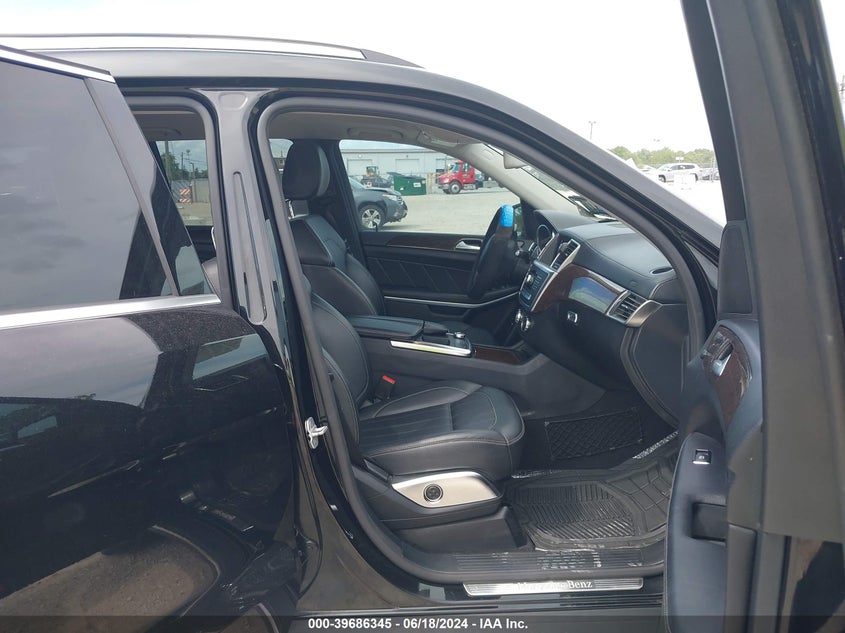 2013 MERCEDES-BENZ GL 450 4MATIC - 4JGDF7CE4DA253625