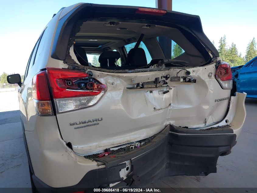 2022 Subaru Forester Premium VIN: JF2SKAEC7NH414012 Lot: 39686418