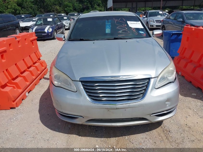 2012 Chrysler 200 Touring VIN: 1C3CCBBB2CN100675 Lot: 39686434