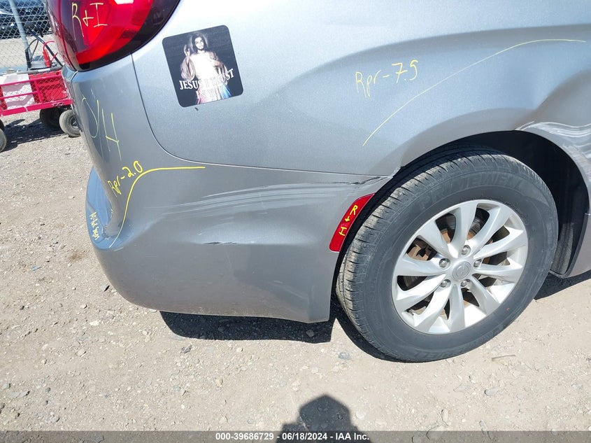 2019 CHRYSLER PACIFICA TOURING L - 2C4RC1BGXKR560390