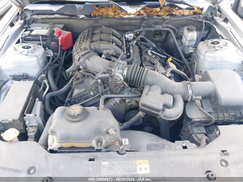 2012 Ford Mustang V6 Premium VIN: 1ZVBP8AM2C5235749 Lot: 39686873